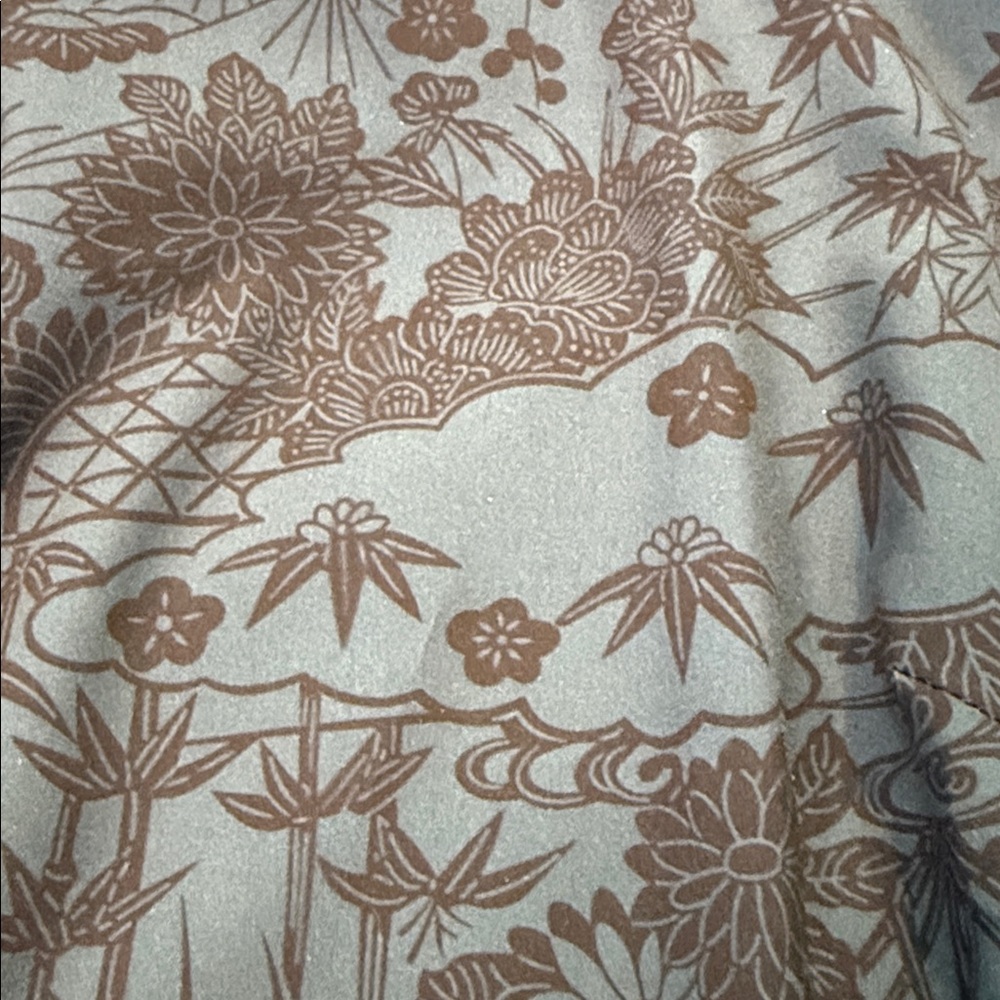 🌹 Luxe Floral Brocade Qipao Dress | Asian Cheongsam Style | Satin Silk Look 🌹 - Picture 4 of 7